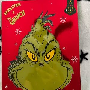 Revolution x the Grinch palette